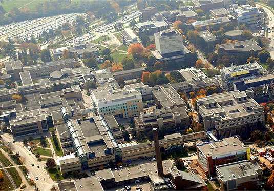 [Campus in fall colours]