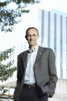 Institute for Quantum Computing Director Ray Laflamme