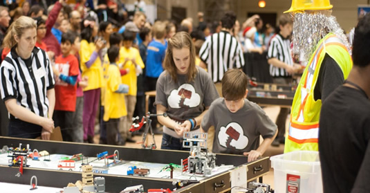 Students in the LEGO competition.